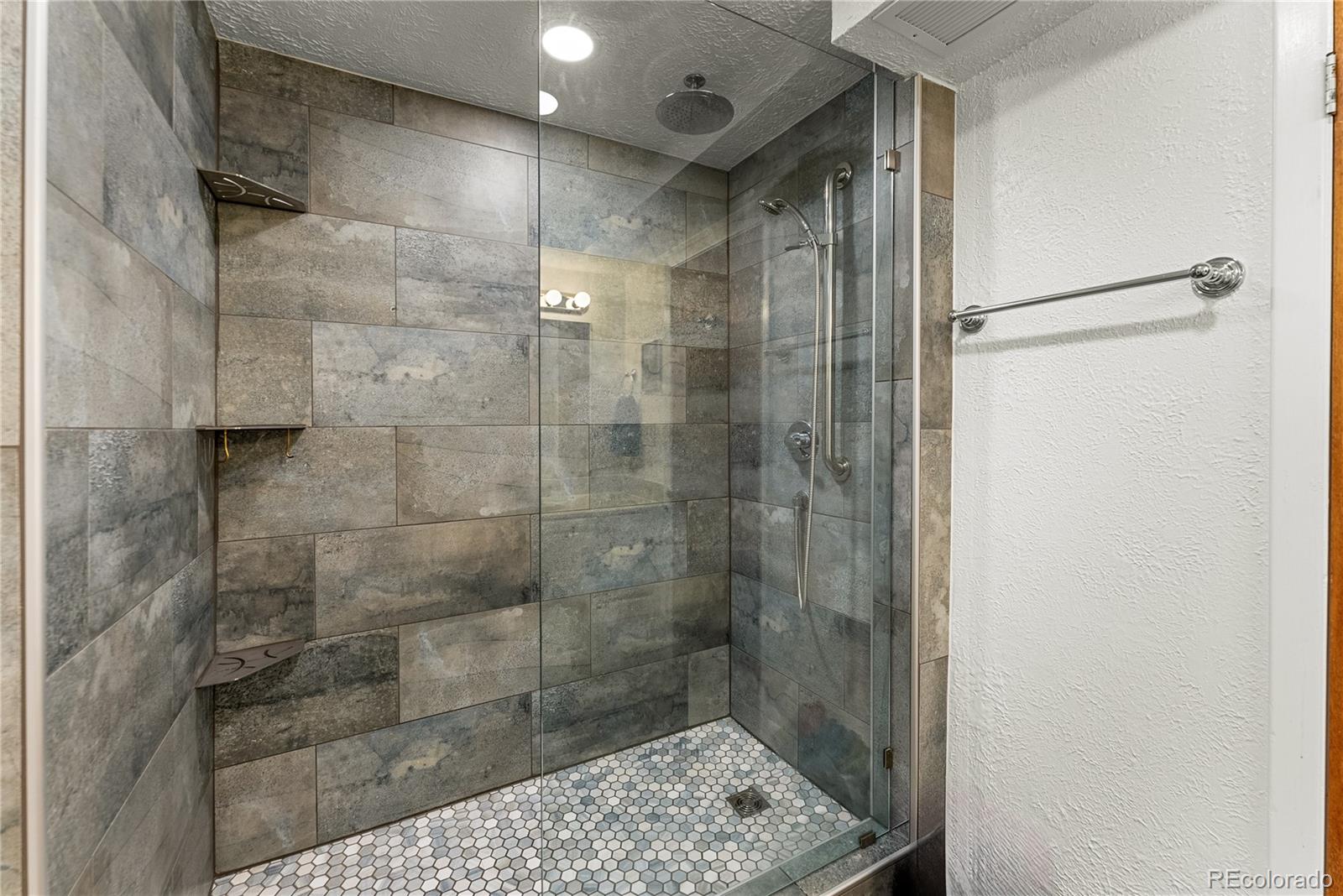 MLS Image #29 for 1410 s ammons street,lakewood, Colorado