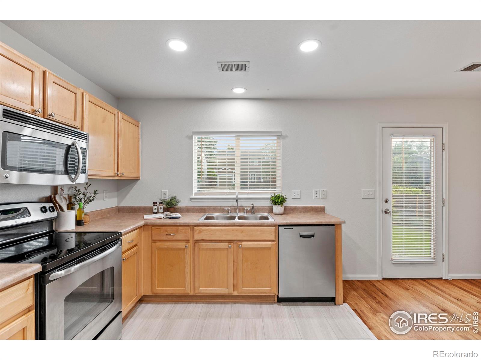 MLS Image #13 for 6809  brittany drive,fort collins, Colorado