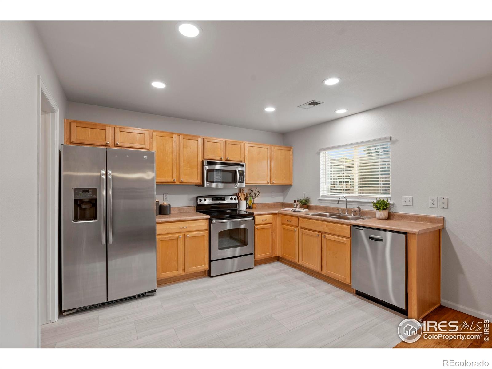 MLS Image #14 for 6809  brittany drive,fort collins, Colorado