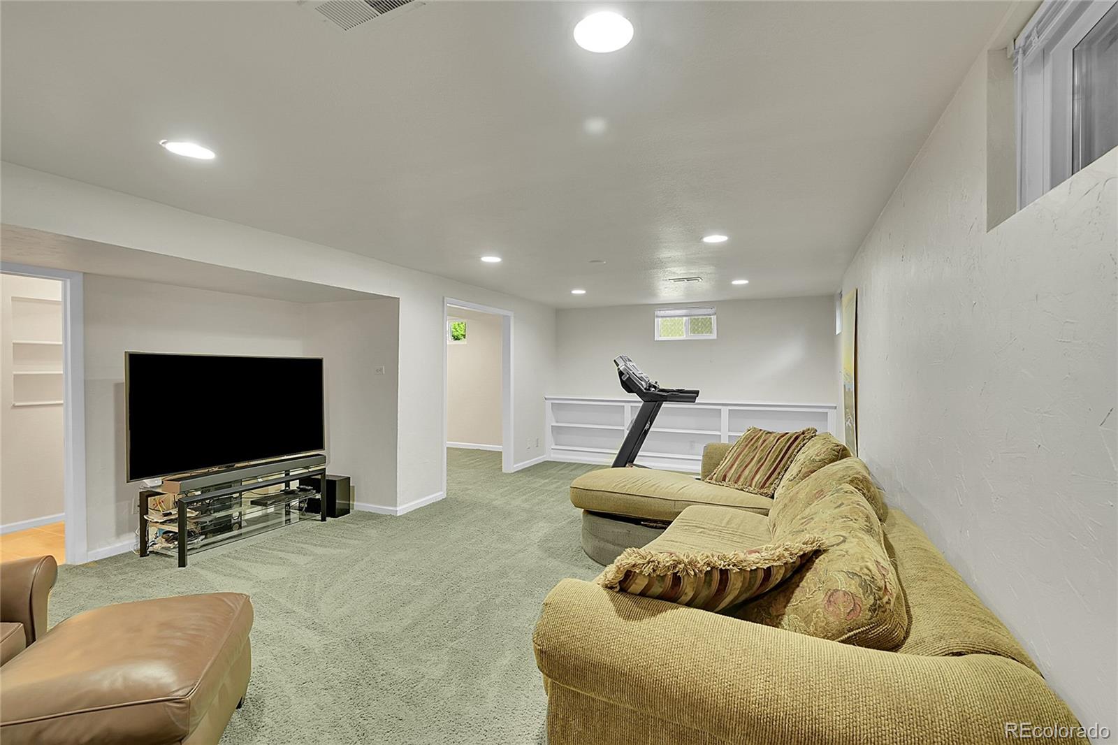 MLS Image #13 for 5047 s mabre court,littleton, Colorado