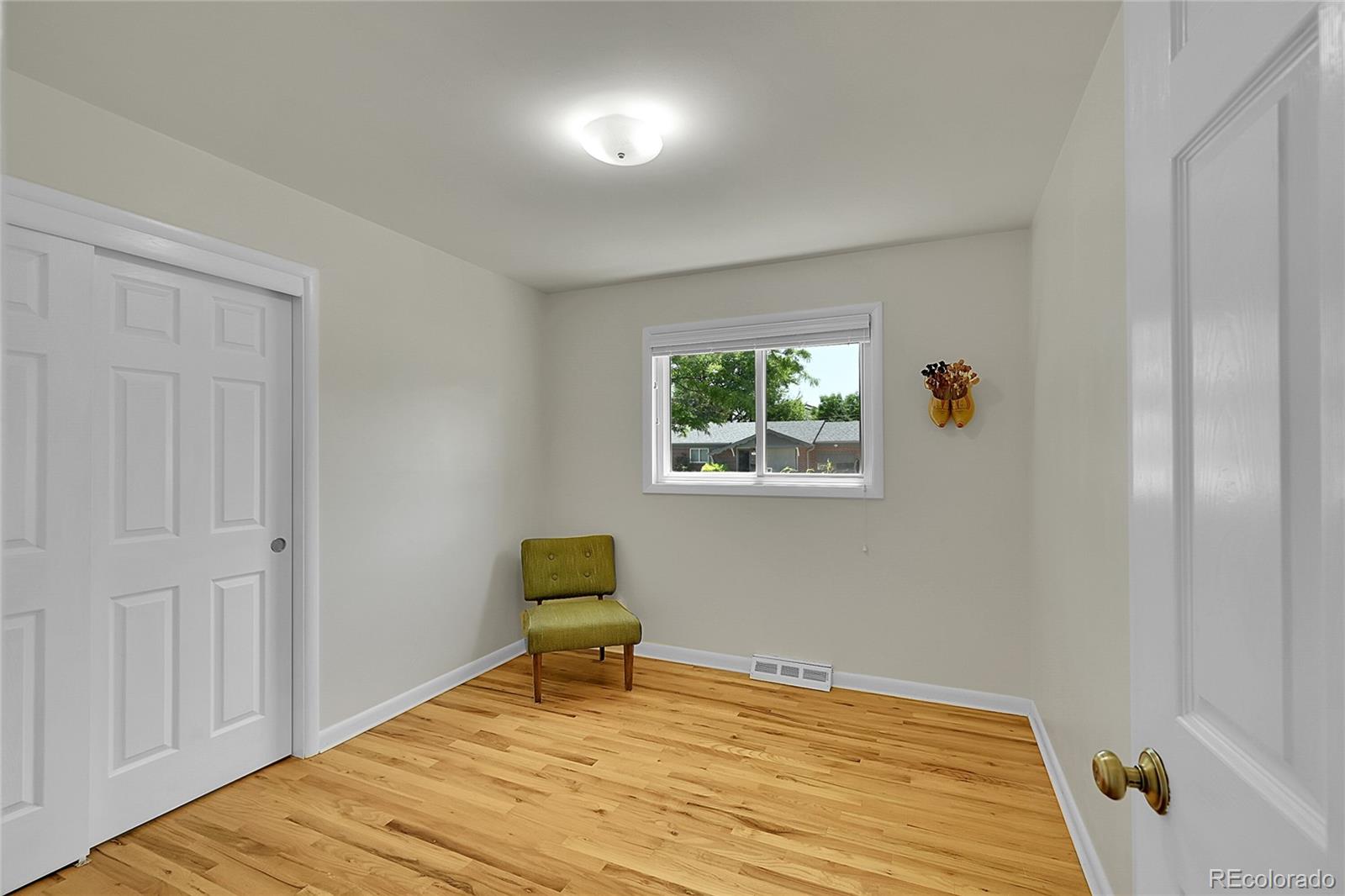 MLS Image #6 for 5047 s mabre court,littleton, Colorado
