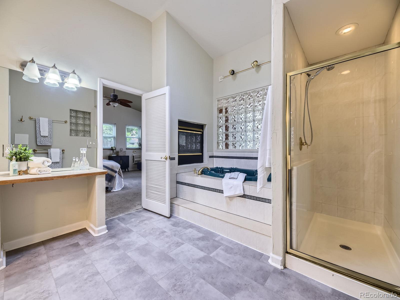 MLS Image #19 for 2260  leyden street,denver, Colorado