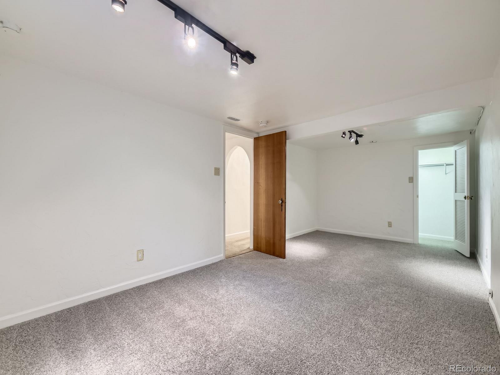 MLS Image #25 for 2260  leyden street,denver, Colorado