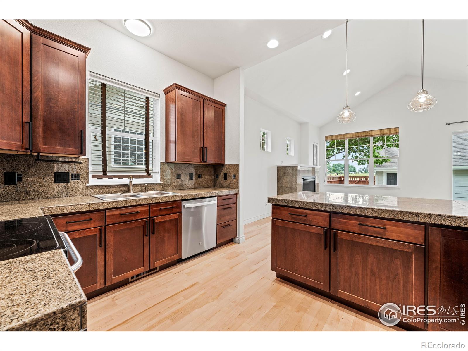 MLS Image #12 for 1518  hollyberry street,berthoud, Colorado