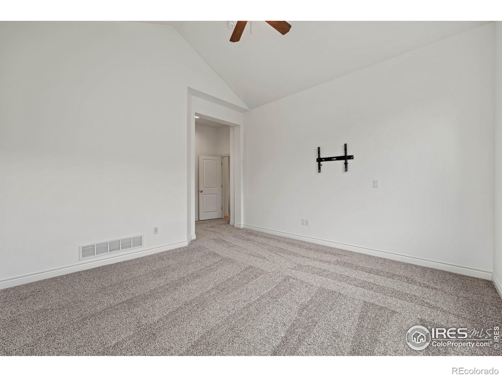 MLS Image #20 for 1518  hollyberry street,berthoud, Colorado