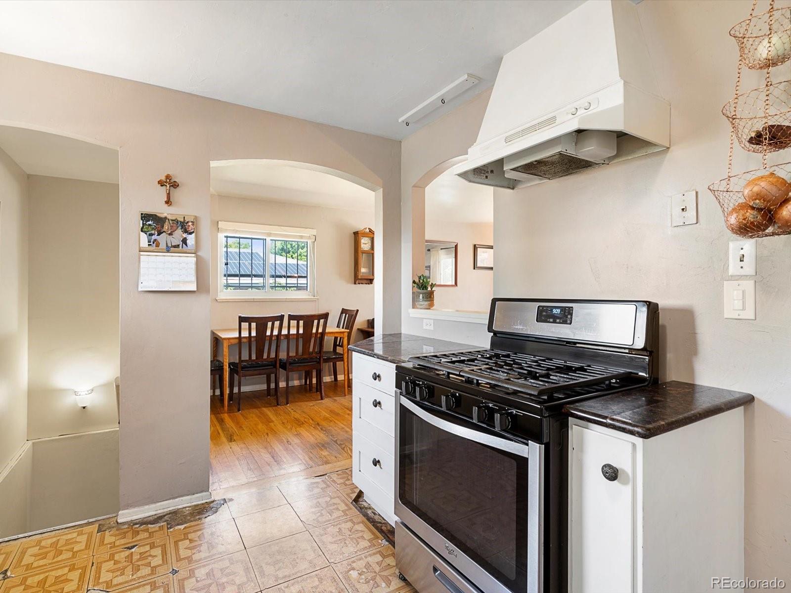 MLS Image #7 for 14050 e 25th place,aurora, Colorado
