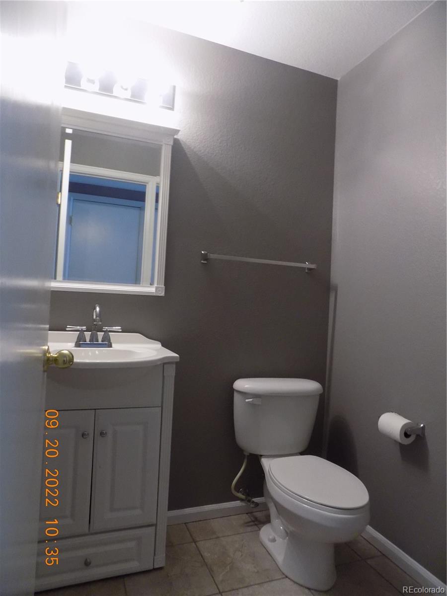 MLS Image #12 for 7982 s kittredge way,englewood, Colorado