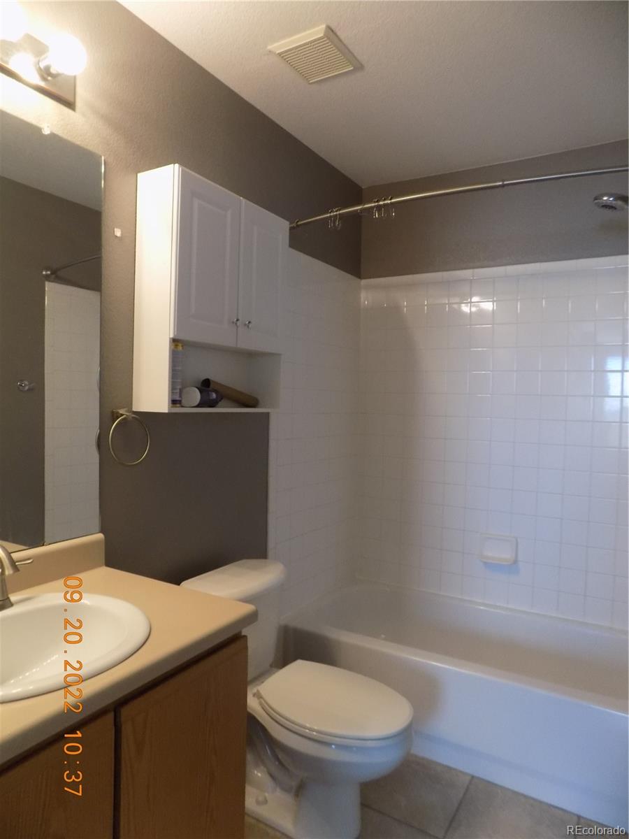MLS Image #15 for 7982 s kittredge way,englewood, Colorado