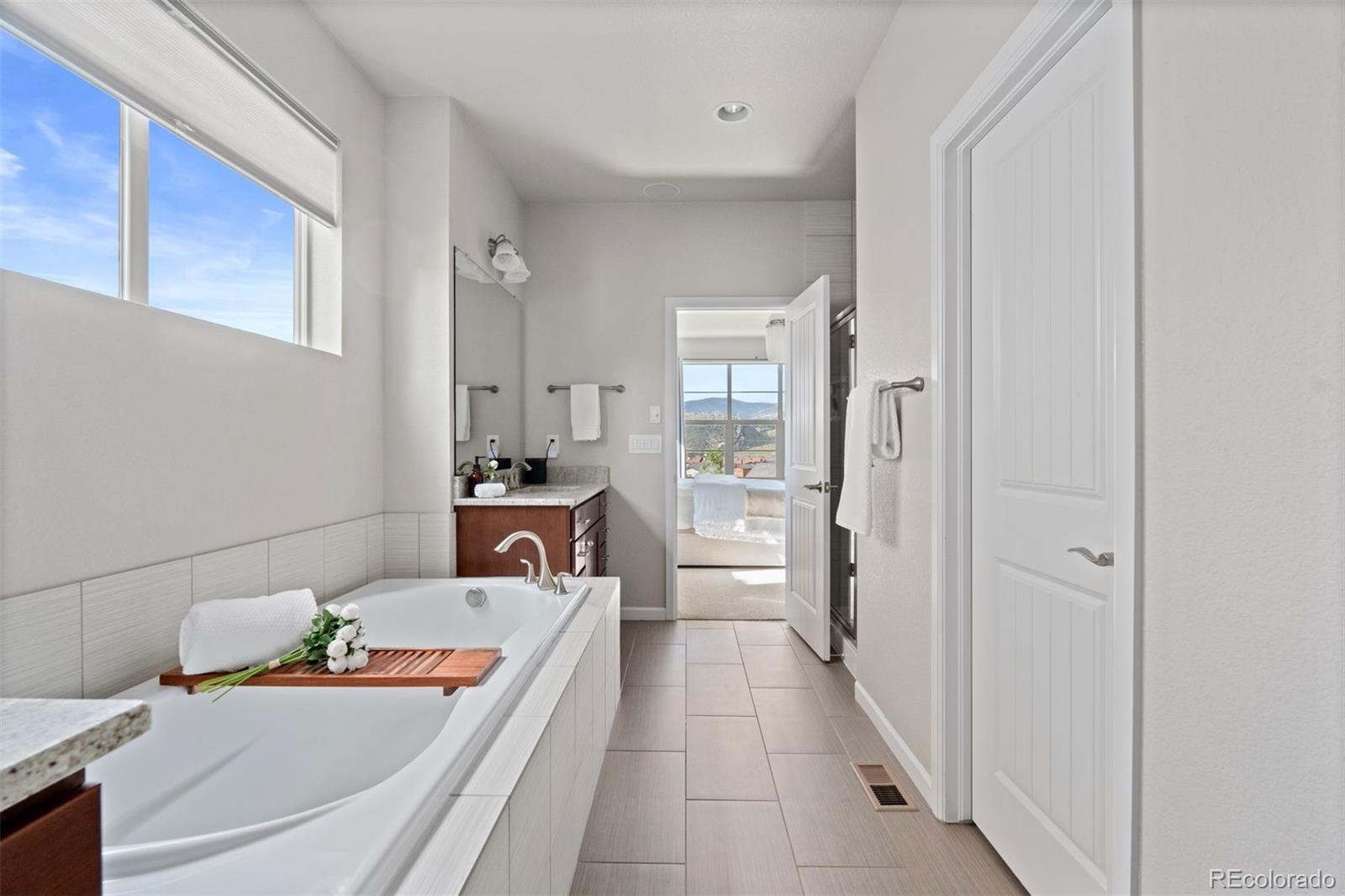 MLS Image #15 for 15290 w baker avenue,lakewood, Colorado
