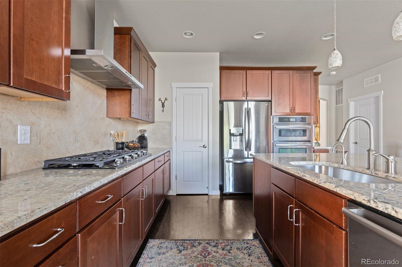 MLS Image #7 for 15290 w baker avenue,lakewood, Colorado