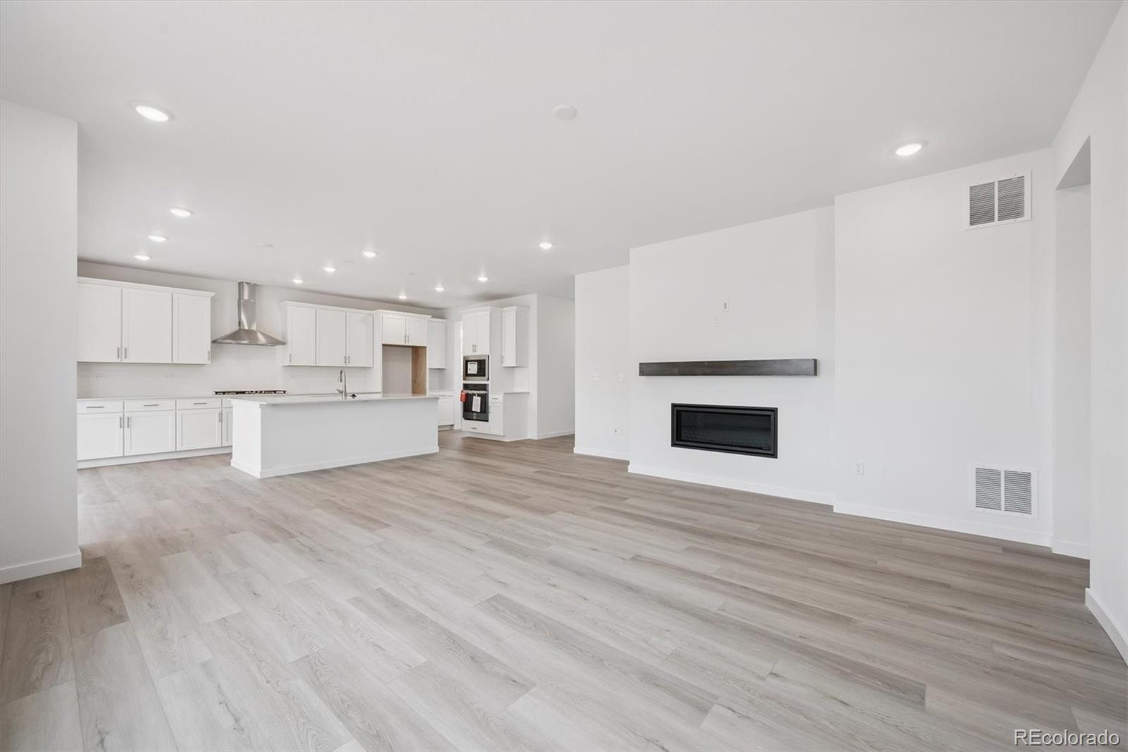 MLS Image #7 for 4589  thistle drive,brighton, Colorado