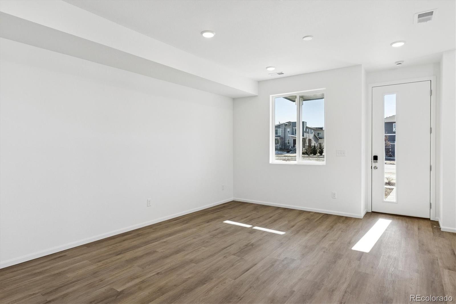 MLS Image #2 for 17155 e alameda parkway,aurora, Colorado