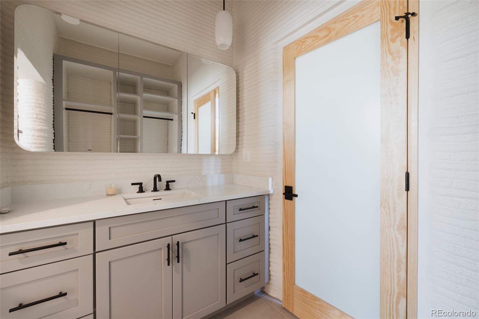MLS Image #4 for 740 e pine street,buena vista, Colorado
