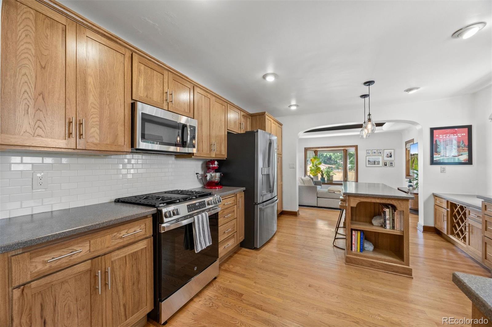 MLS Image #5 for 1738 s franklin street,denver, Colorado