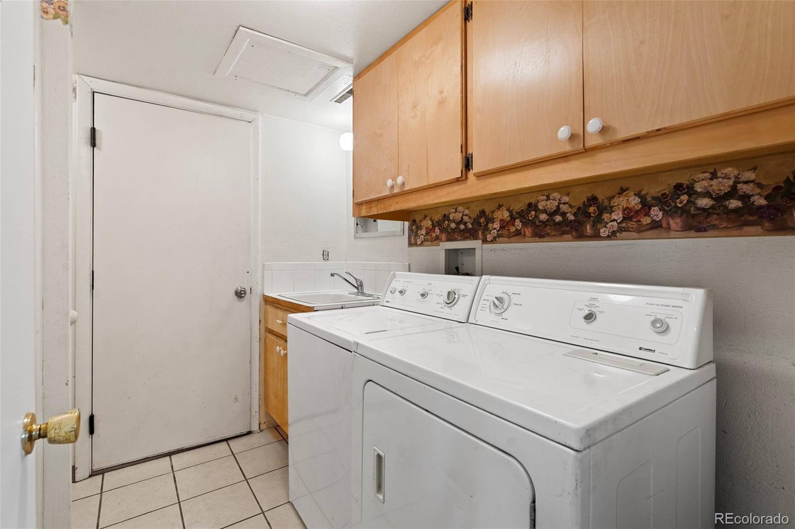MLS Image #26 for 915  skyway boulevard,colorado springs, Colorado