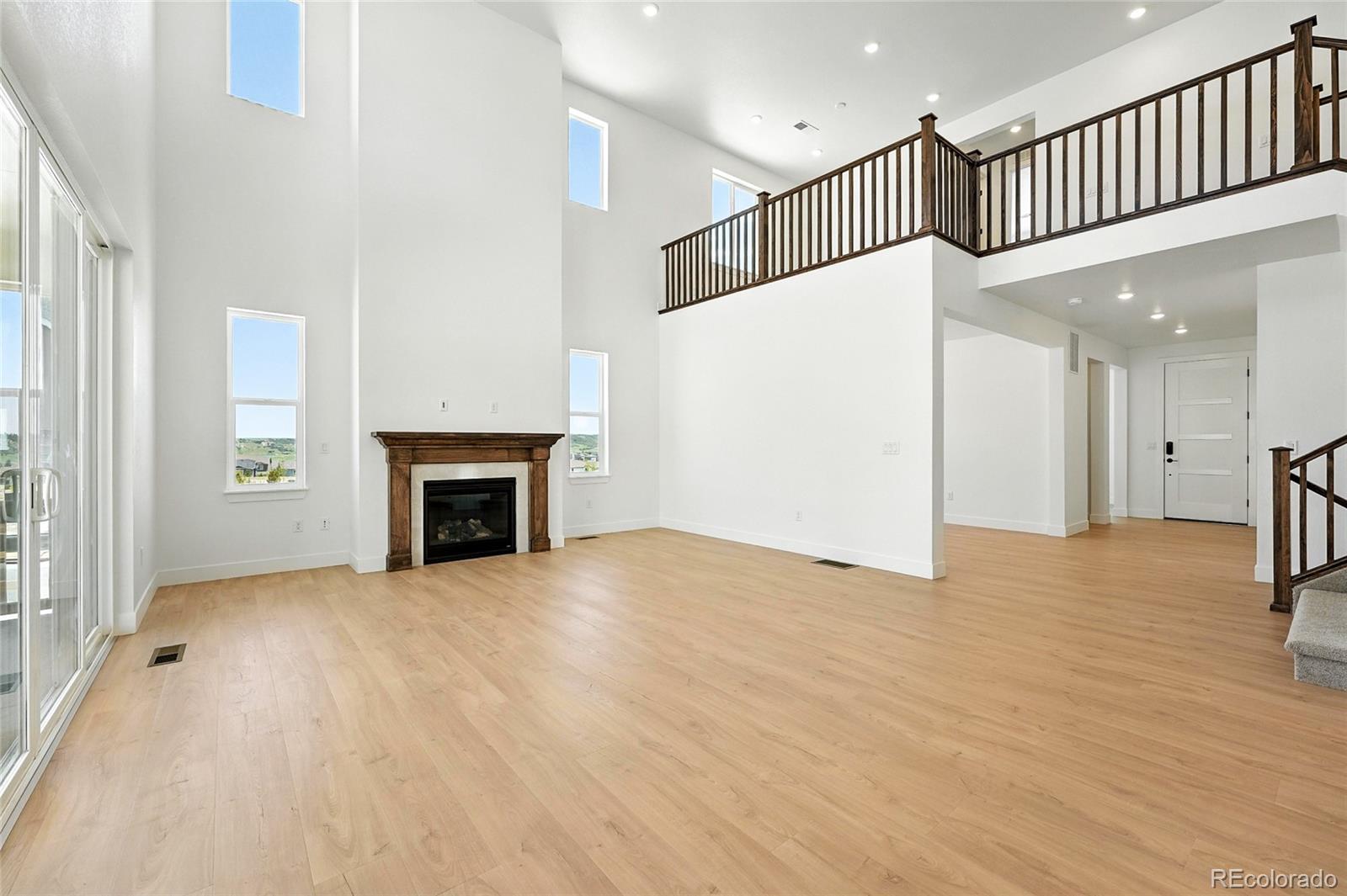 MLS Image #5 for 1733  fox trotter point,castle rock, Colorado