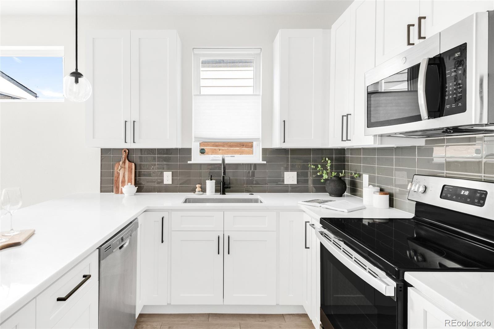 MLS Image #10 for 3955 w 13th avenue ,denver, Colorado