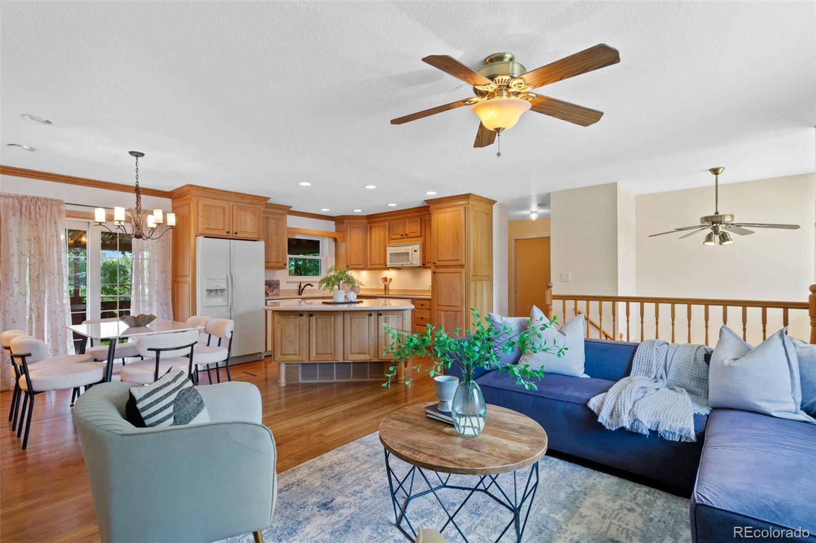 MLS Image #4 for 912  potter drive,colorado springs, Colorado