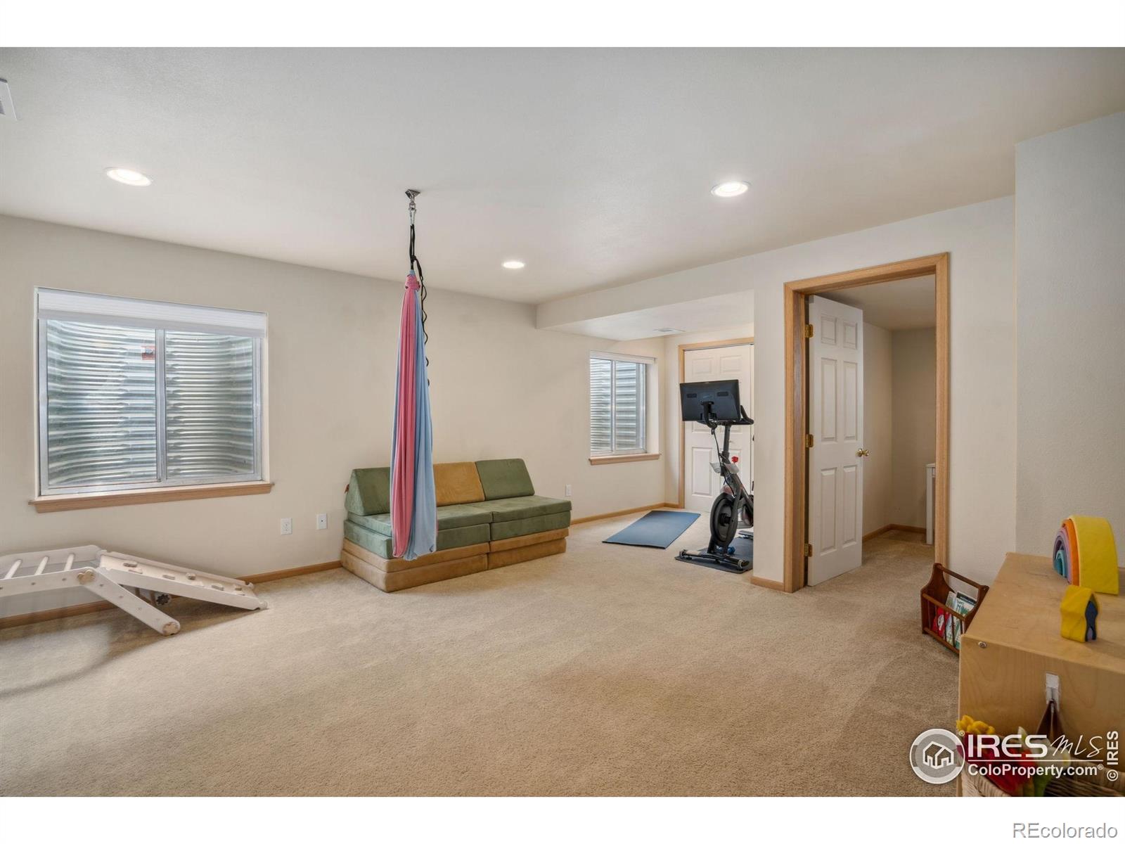 MLS Image #17 for 533  dunraven drive,fort collins, Colorado