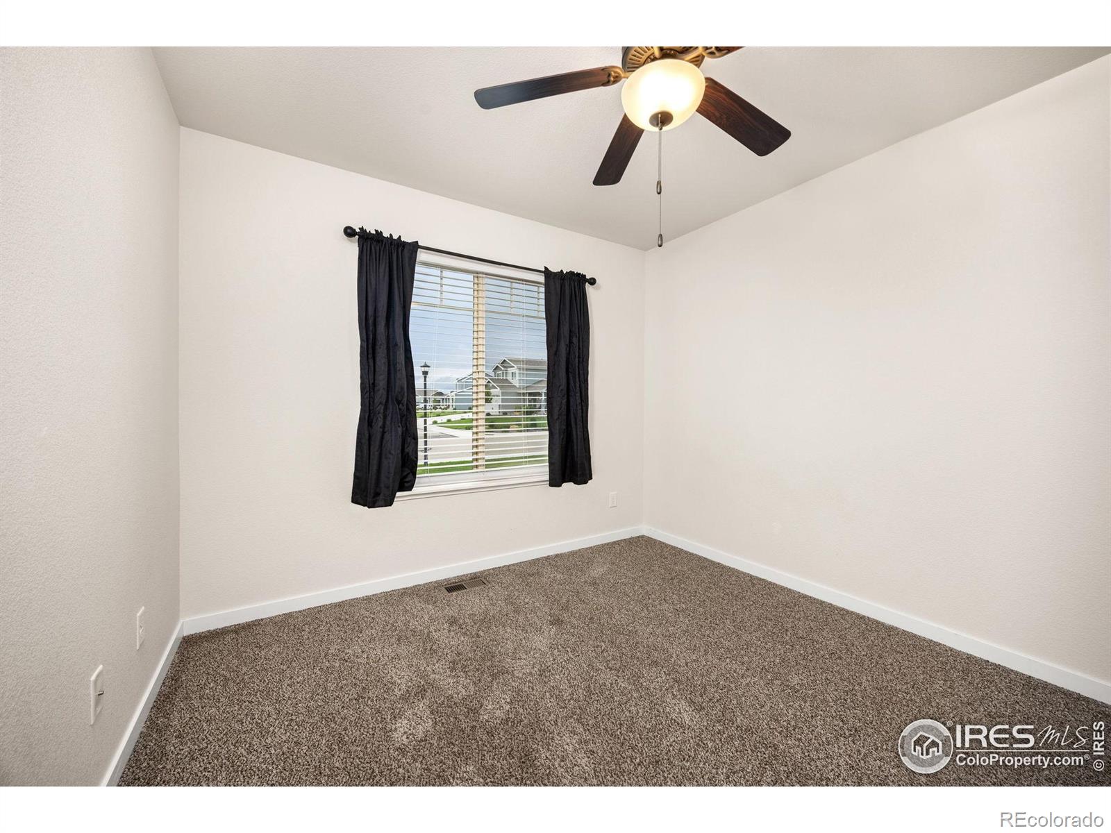 MLS Image #16 for 6818  meadow rain way,wellington, Colorado