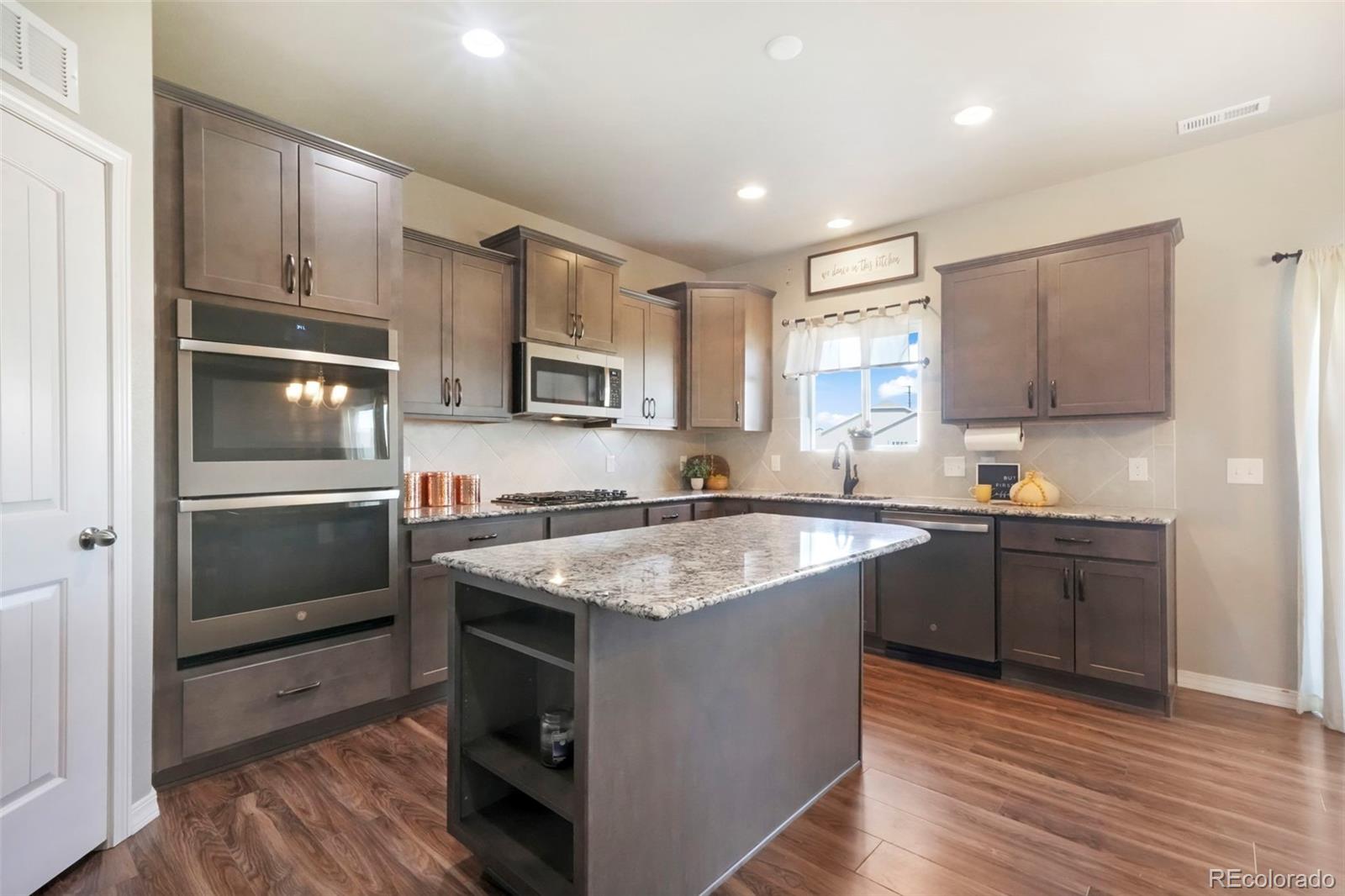 MLS Image #14 for 4631  zircon drive,colorado springs, Colorado
