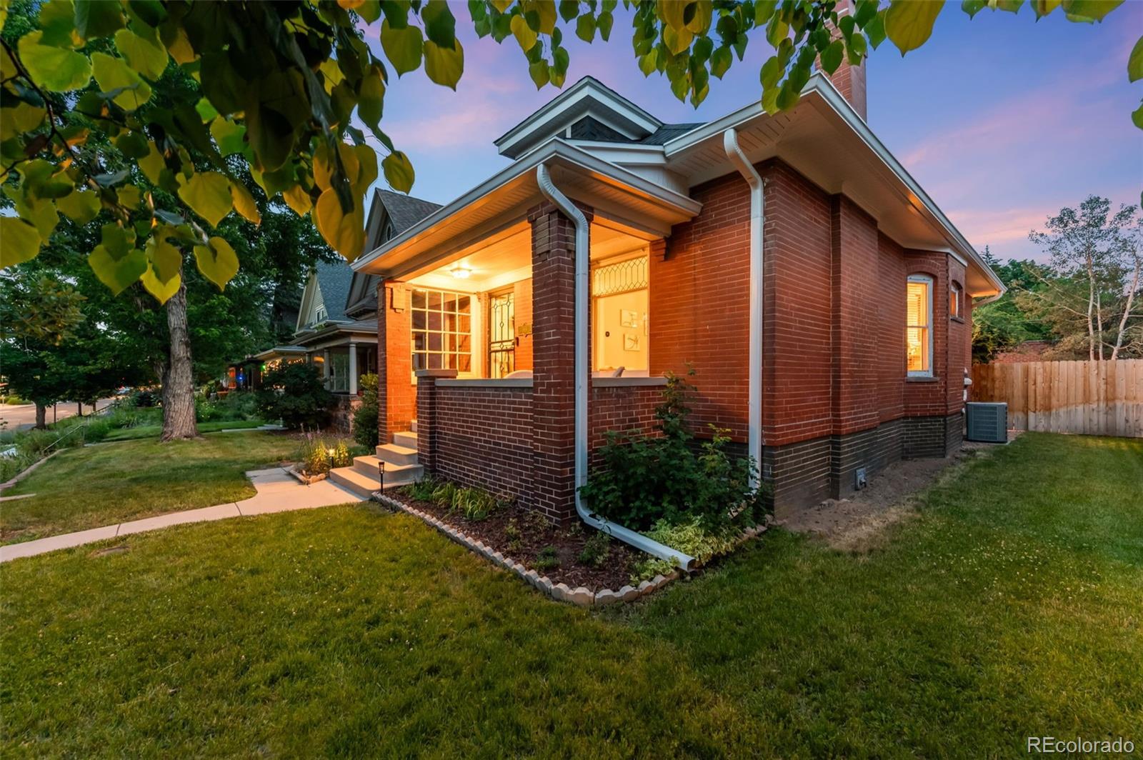MLS Image #40 for 534 s pearl street,denver, Colorado