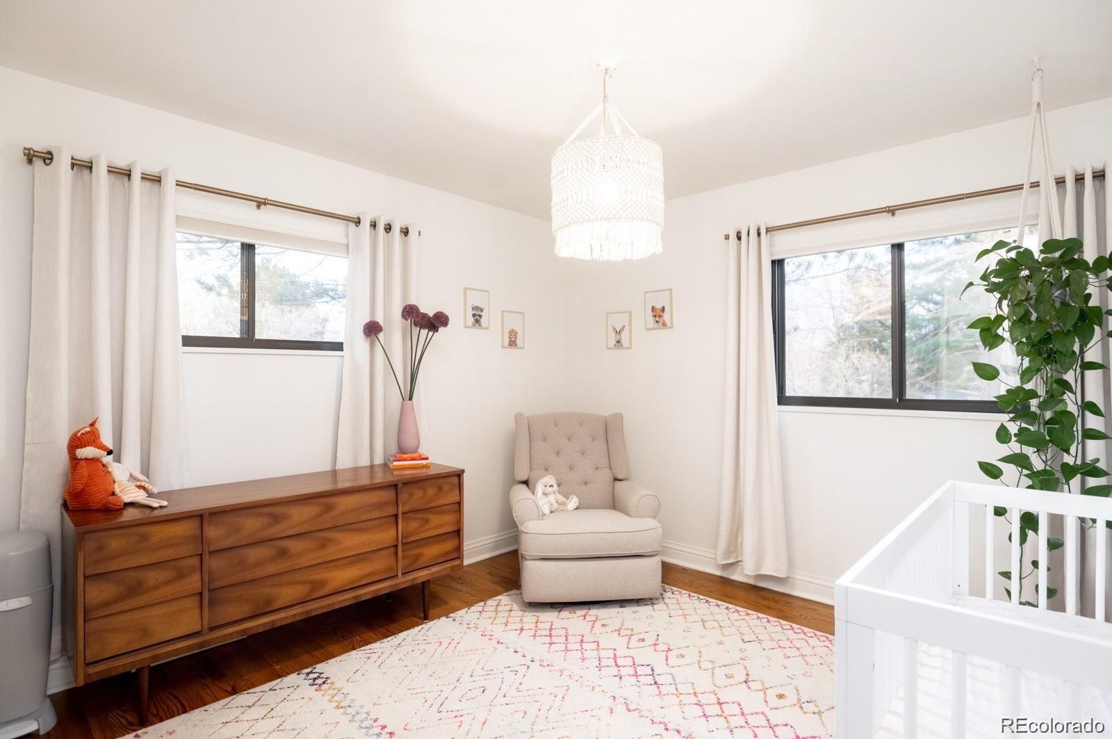 MLS Image #13 for 3004 s niagara way,denver, Colorado