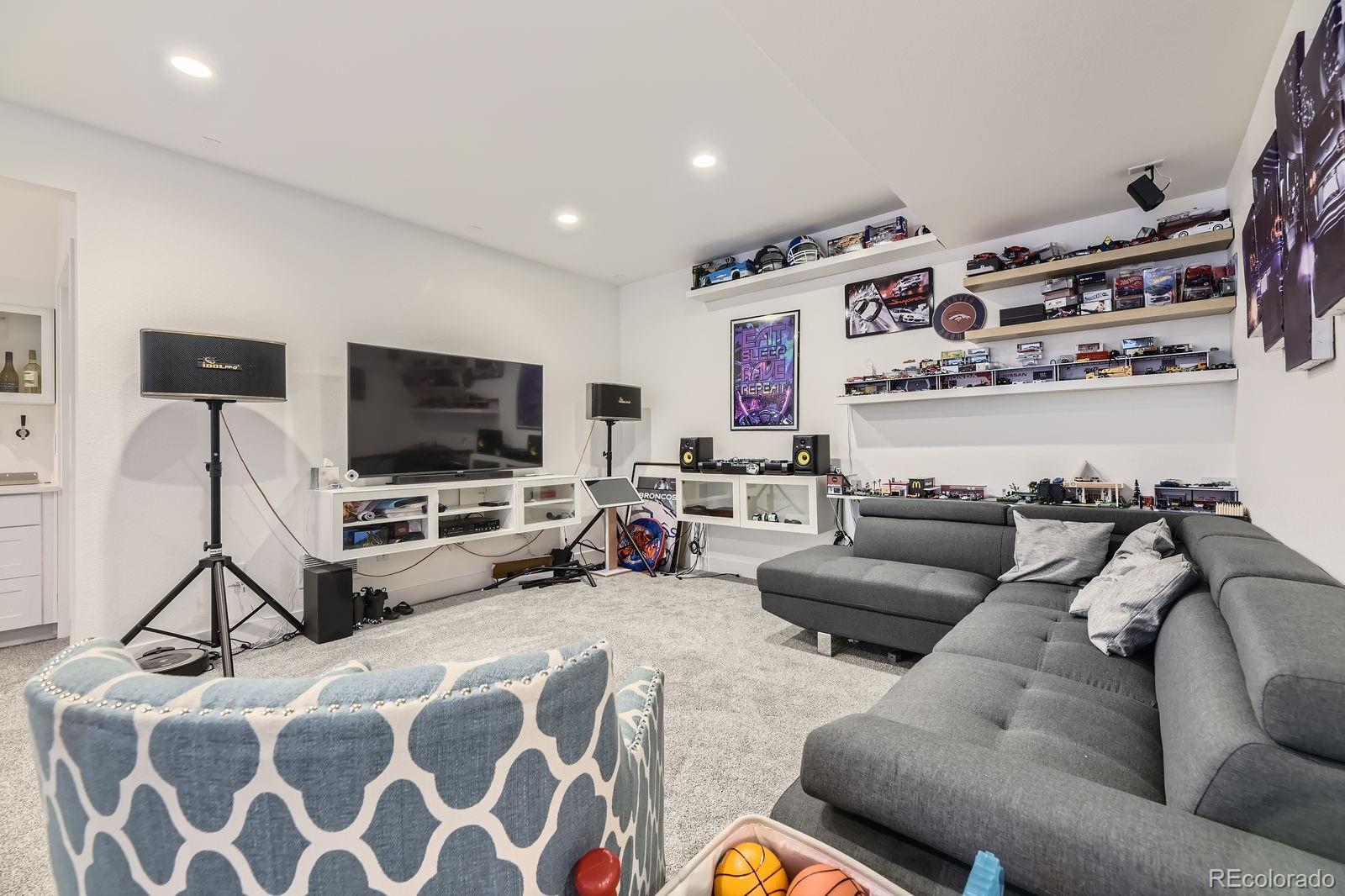 MLS Image #18 for 9682  bennett peak street,littleton, Colorado