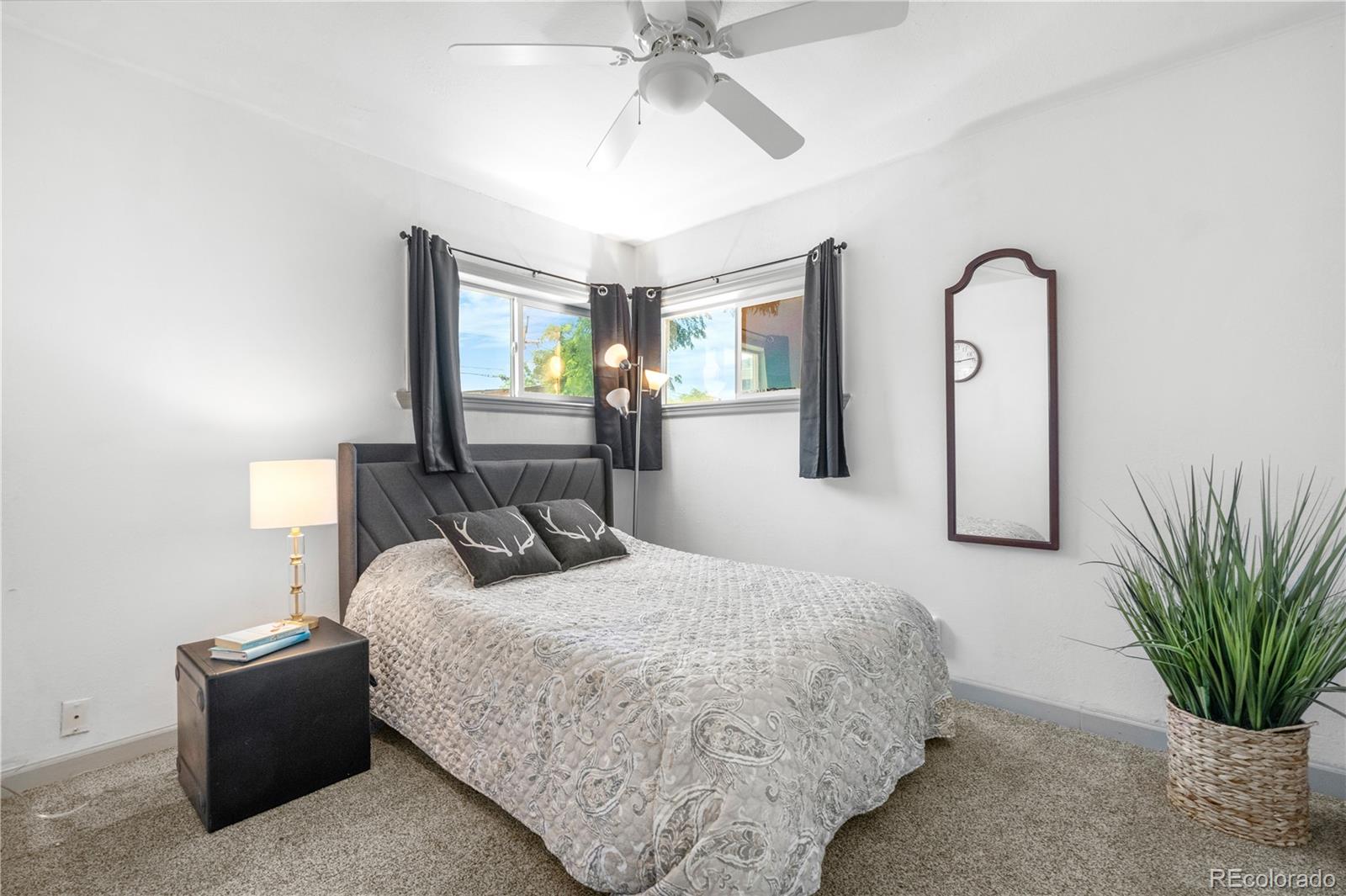 MLS Image #23 for 935 s pecos way,denver, Colorado