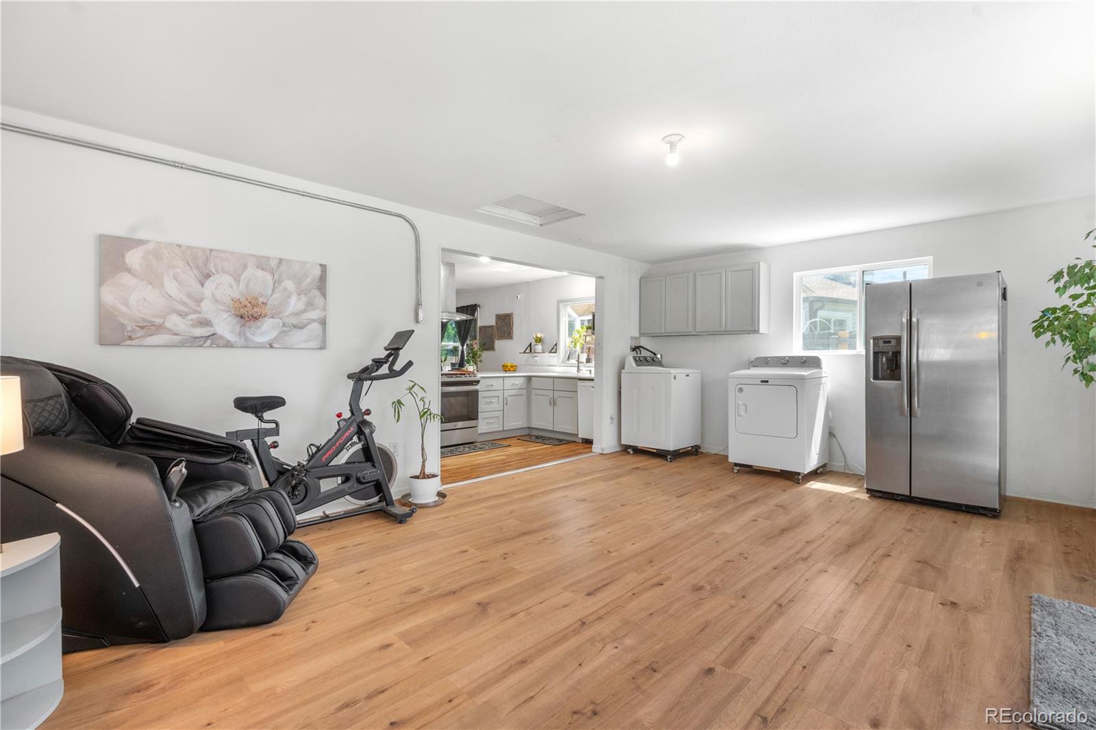 MLS Image #31 for 935 s pecos way,denver, Colorado