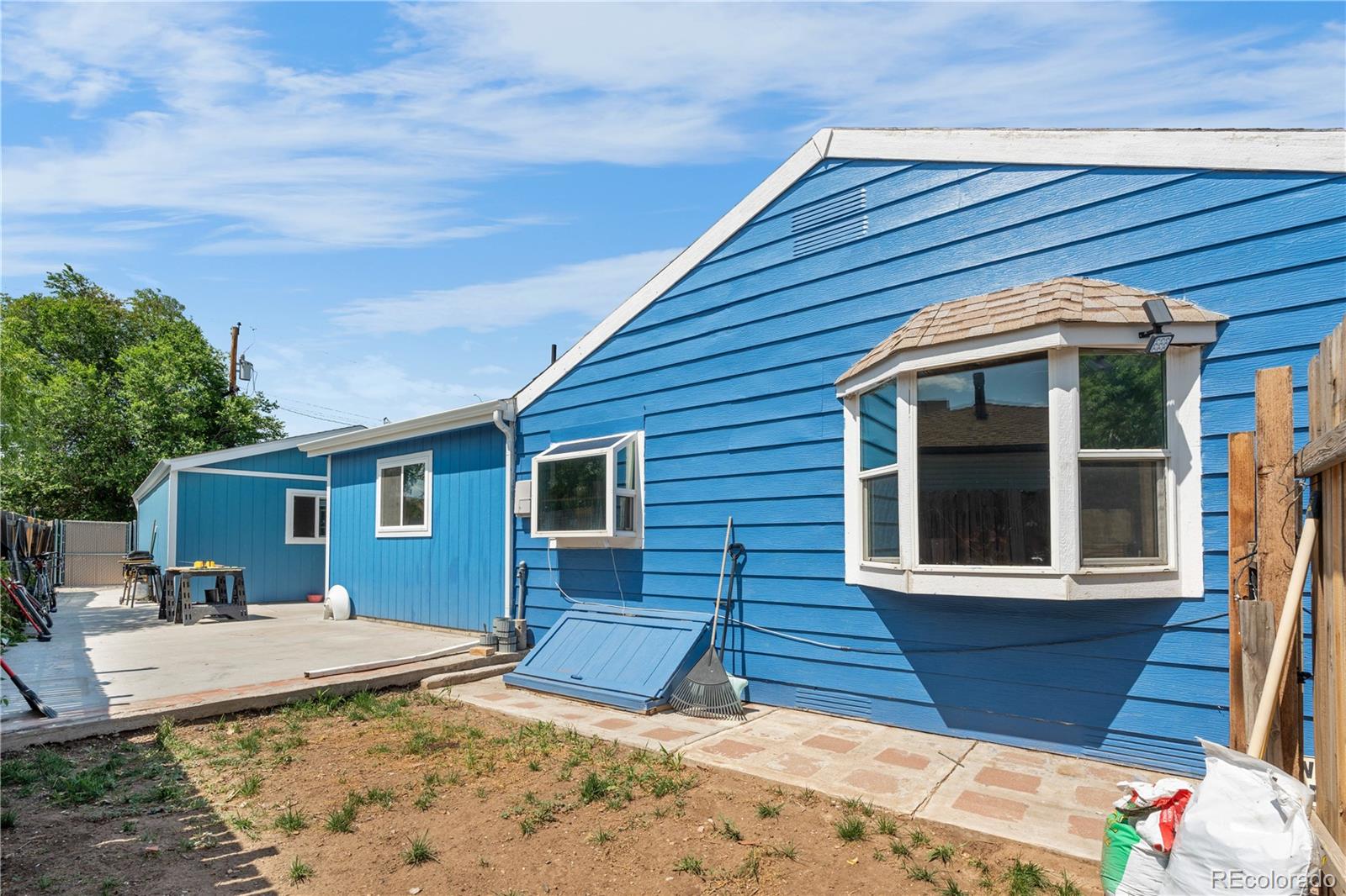 MLS Image #32 for 935 s pecos way,denver, Colorado