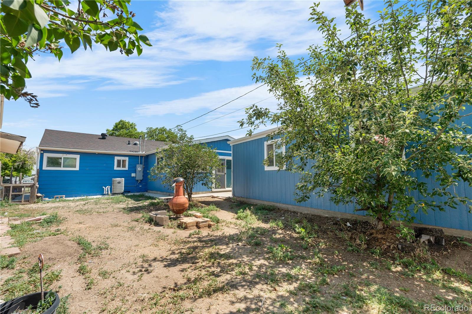 MLS Image #33 for 935 s pecos way,denver, Colorado