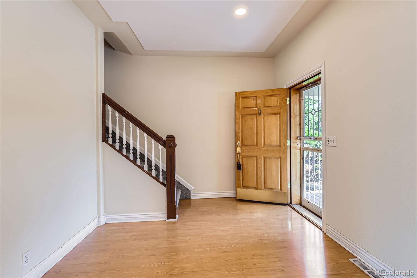MLS Image #6 for 165 s ogden street,denver, Colorado