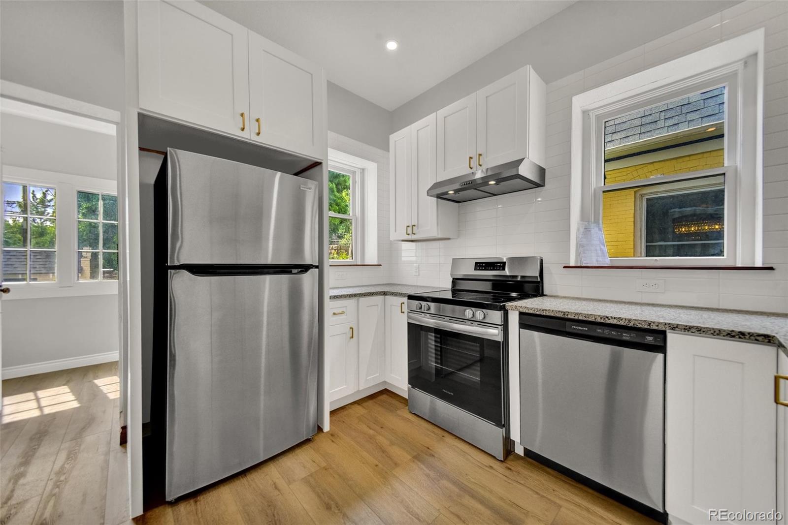 MLS Image #14 for 2411 n high street,denver, Colorado