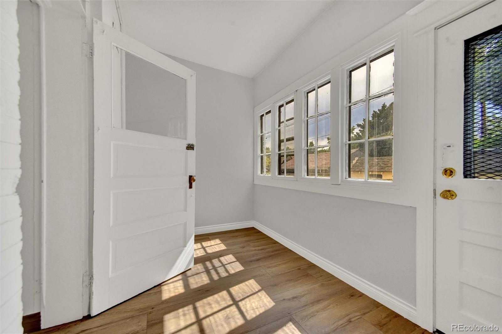 MLS Image #18 for 2411 n high street,denver, Colorado