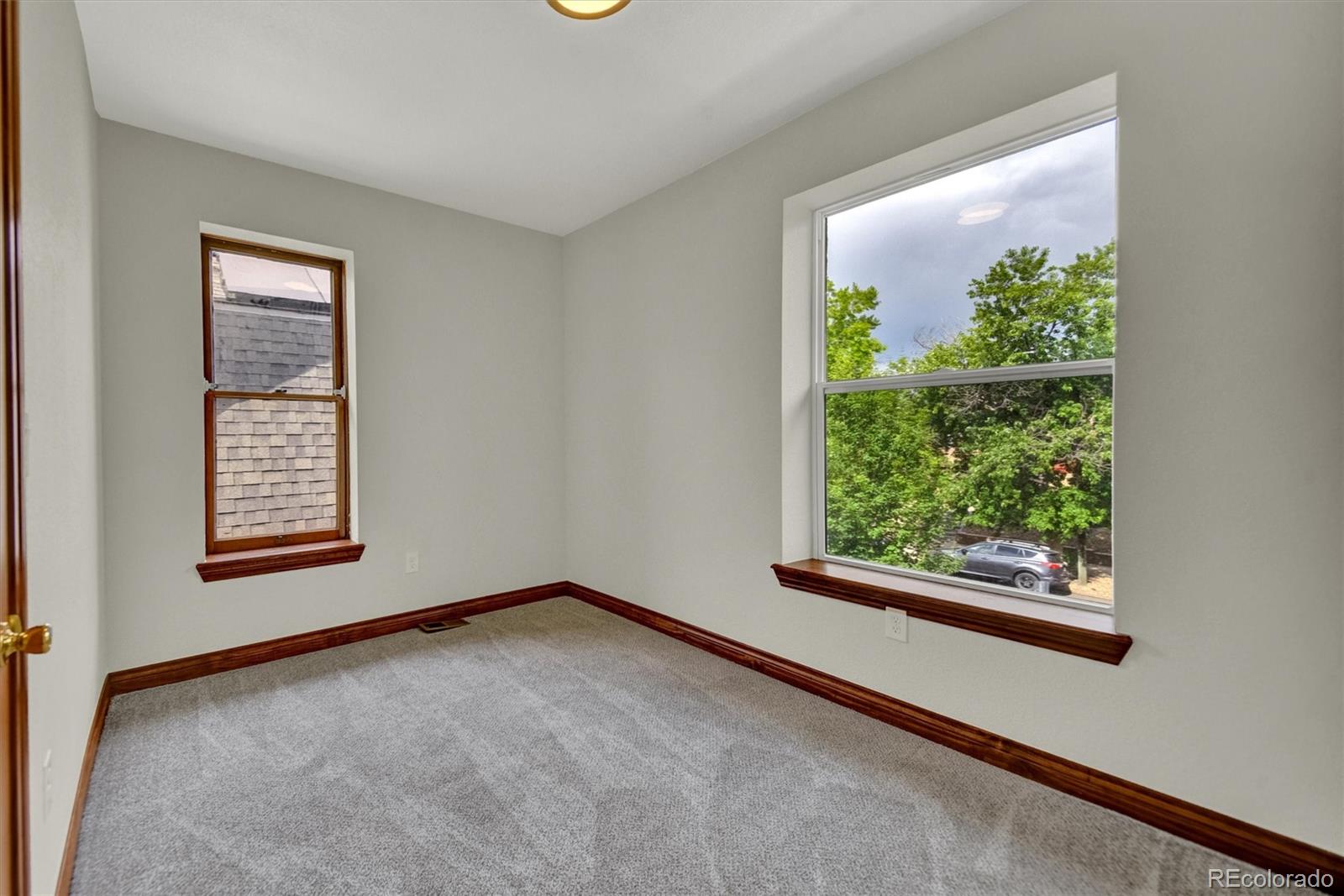 MLS Image #22 for 2411 n high street,denver, Colorado