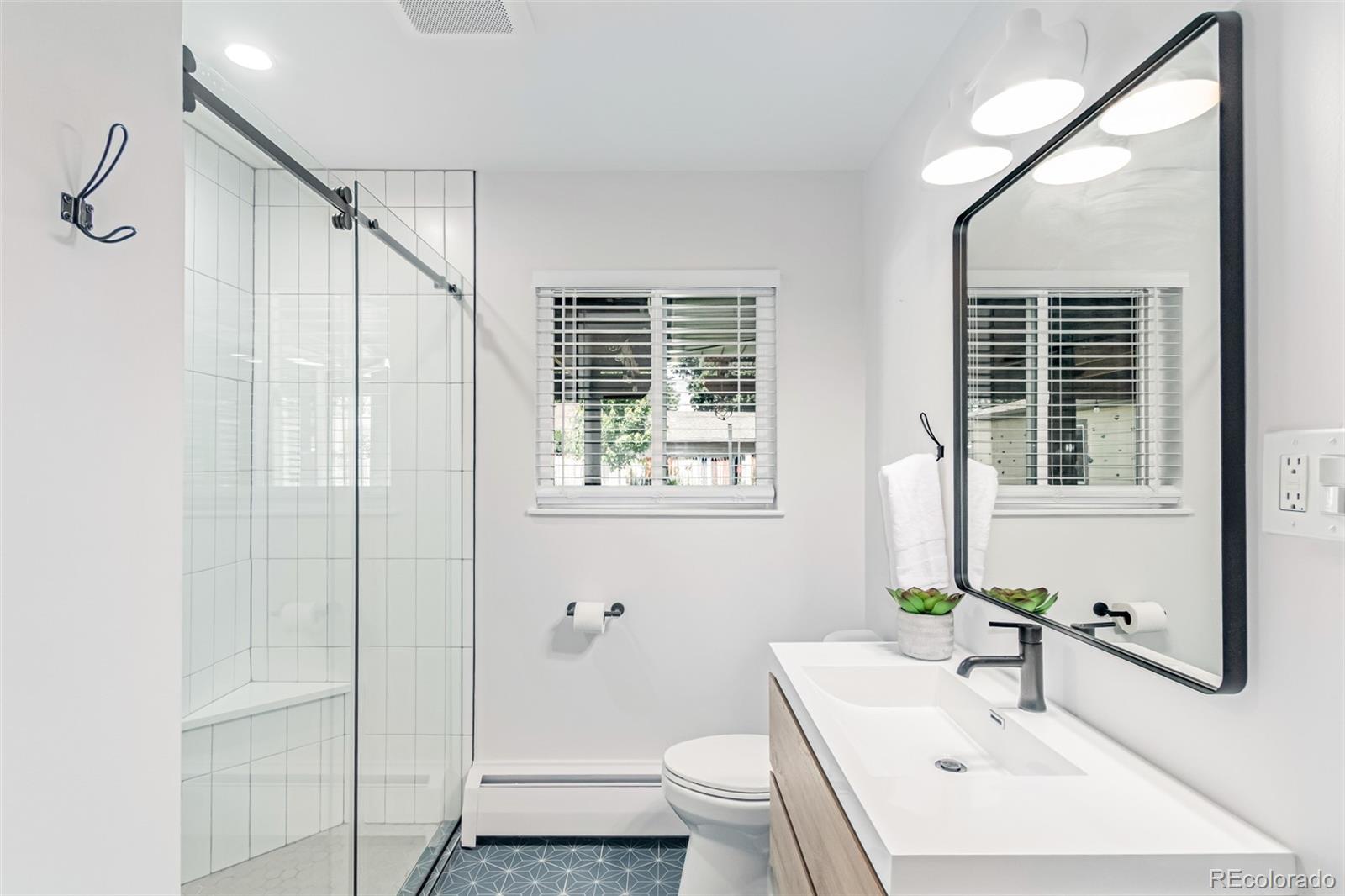 MLS Image #12 for 2845  hudson street,denver, Colorado