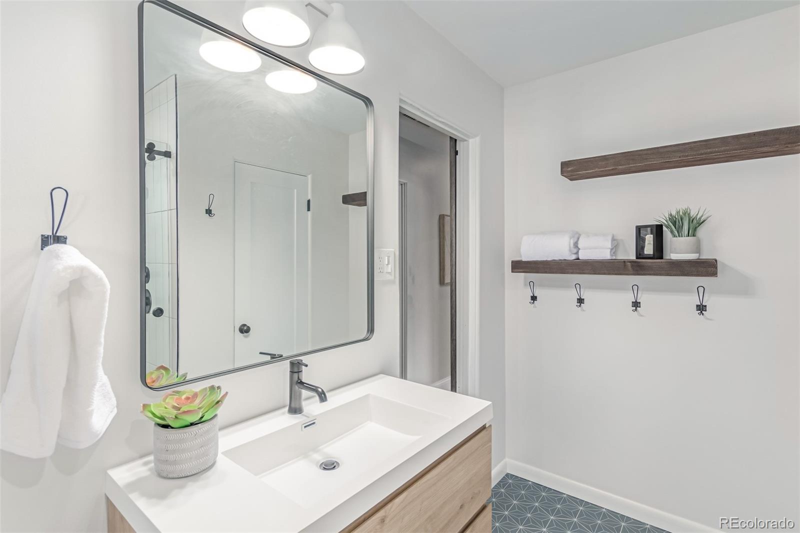 MLS Image #13 for 2845  hudson street,denver, Colorado