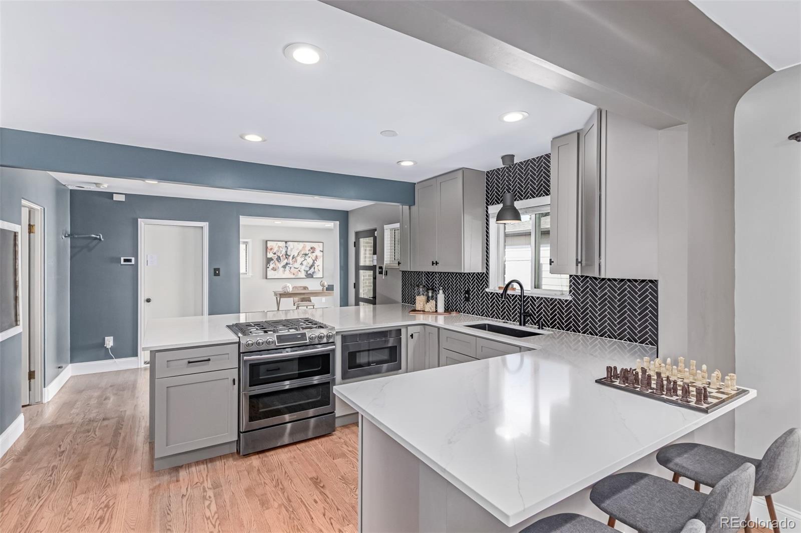 MLS Image #6 for 2845  hudson street,denver, Colorado