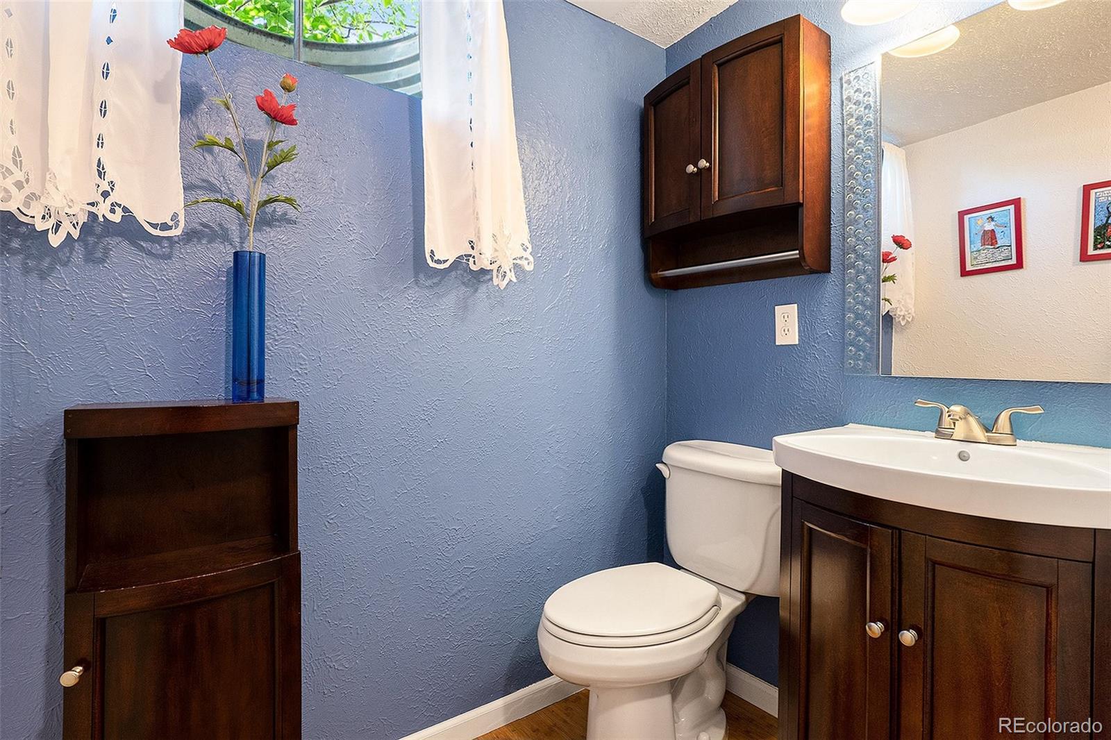 MLS Image #16 for 6868 s birch way,centennial, Colorado