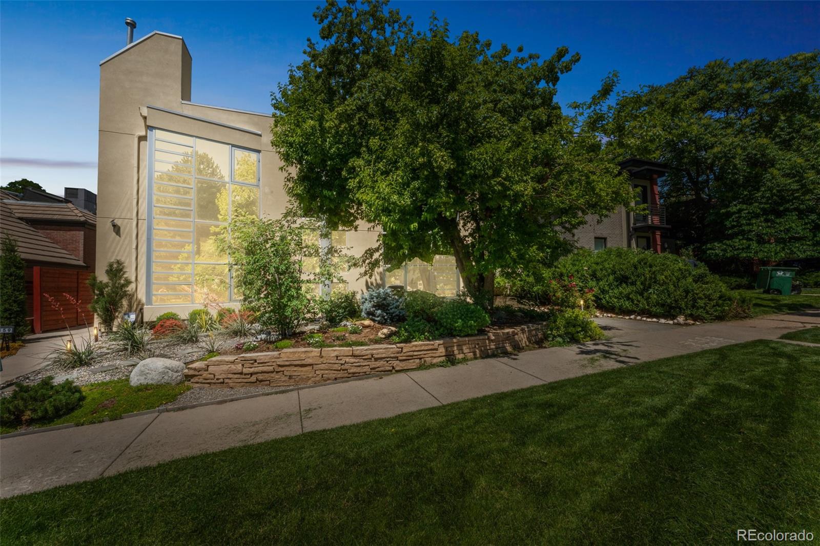 CMA Image for 461  fillmore street,Denver, Colorado