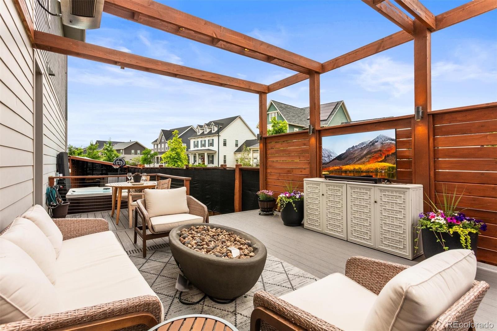 MLS Image #14 for 9391 e 59th north place,denver, Colorado
