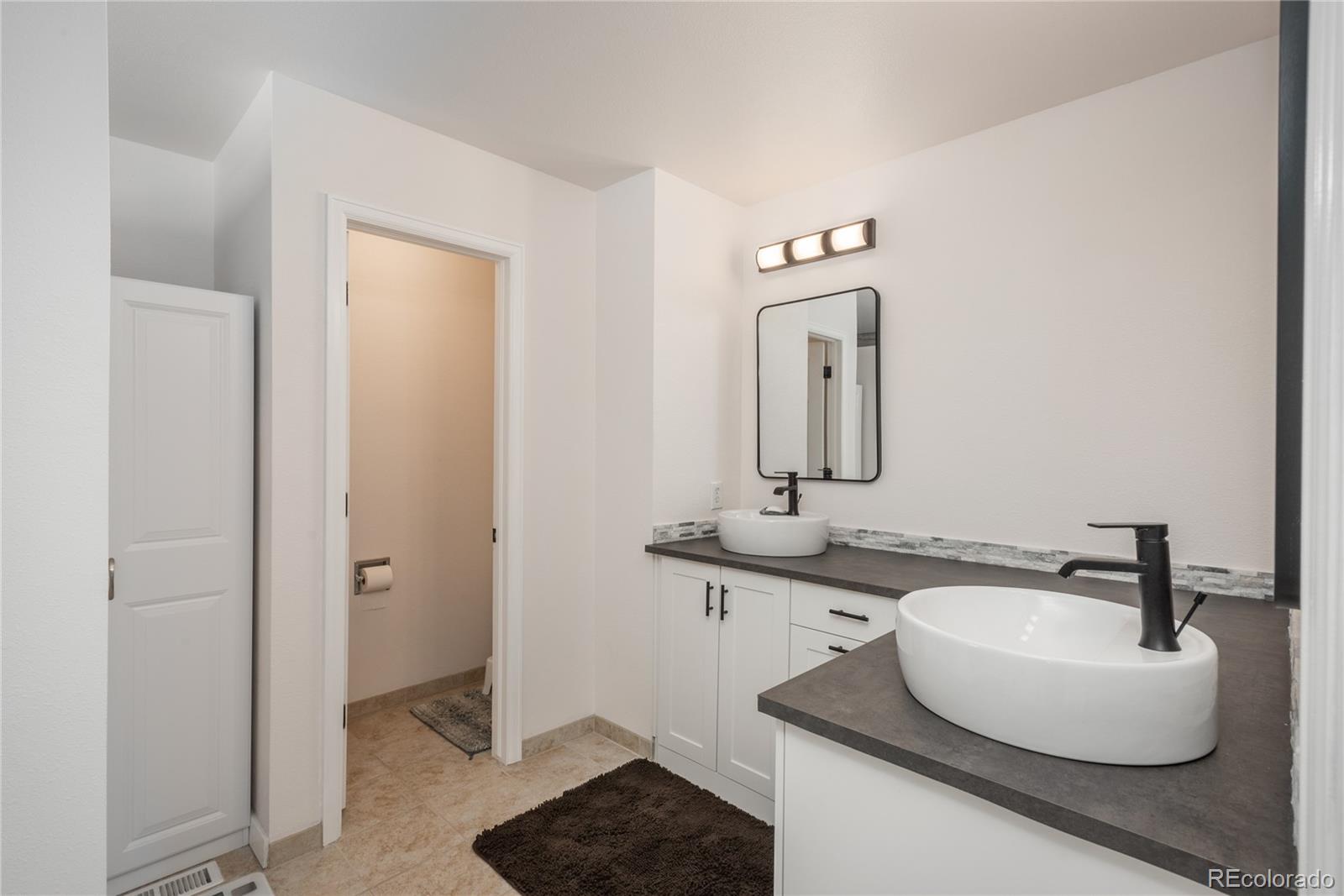 MLS Image #20 for 14170 w warren drive,lakewood, Colorado