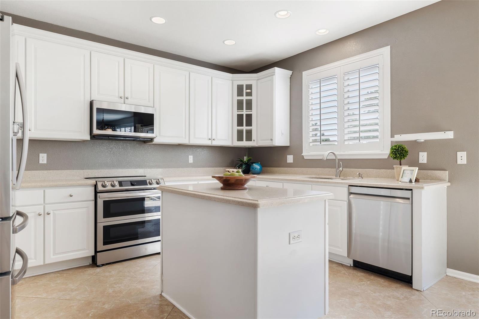 MLS Image #6 for 10978  ashurst lane,highlands ranch, Colorado