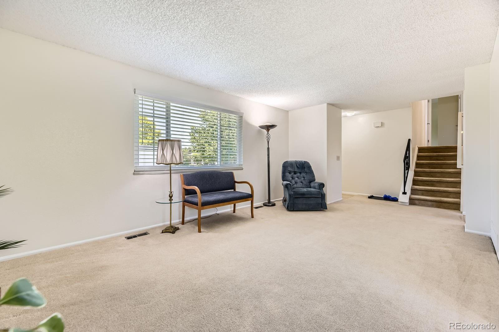 MLS Image #5 for 6348 s independence street,littleton, Colorado