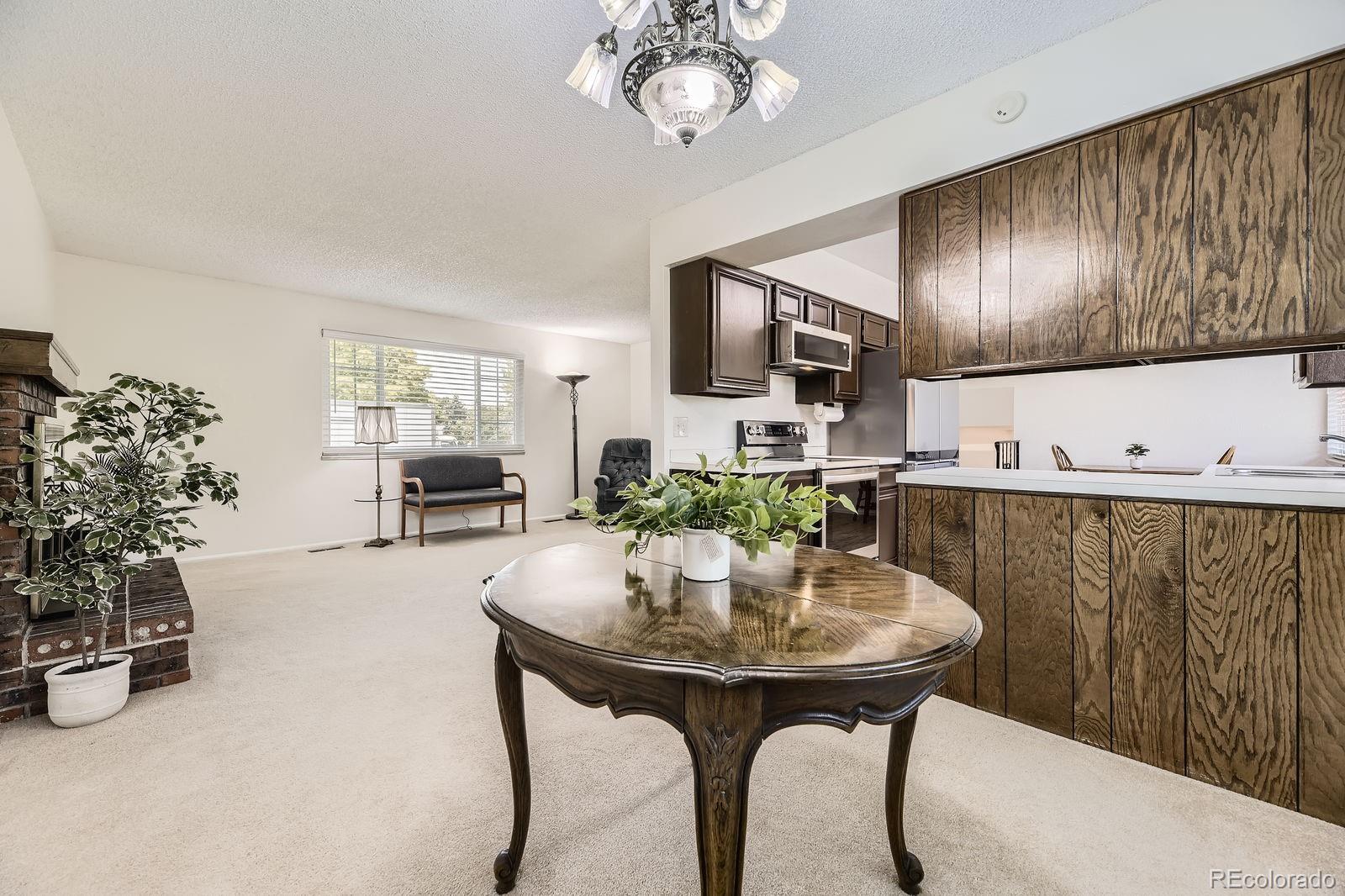 MLS Image #8 for 6348 s independence street,littleton, Colorado