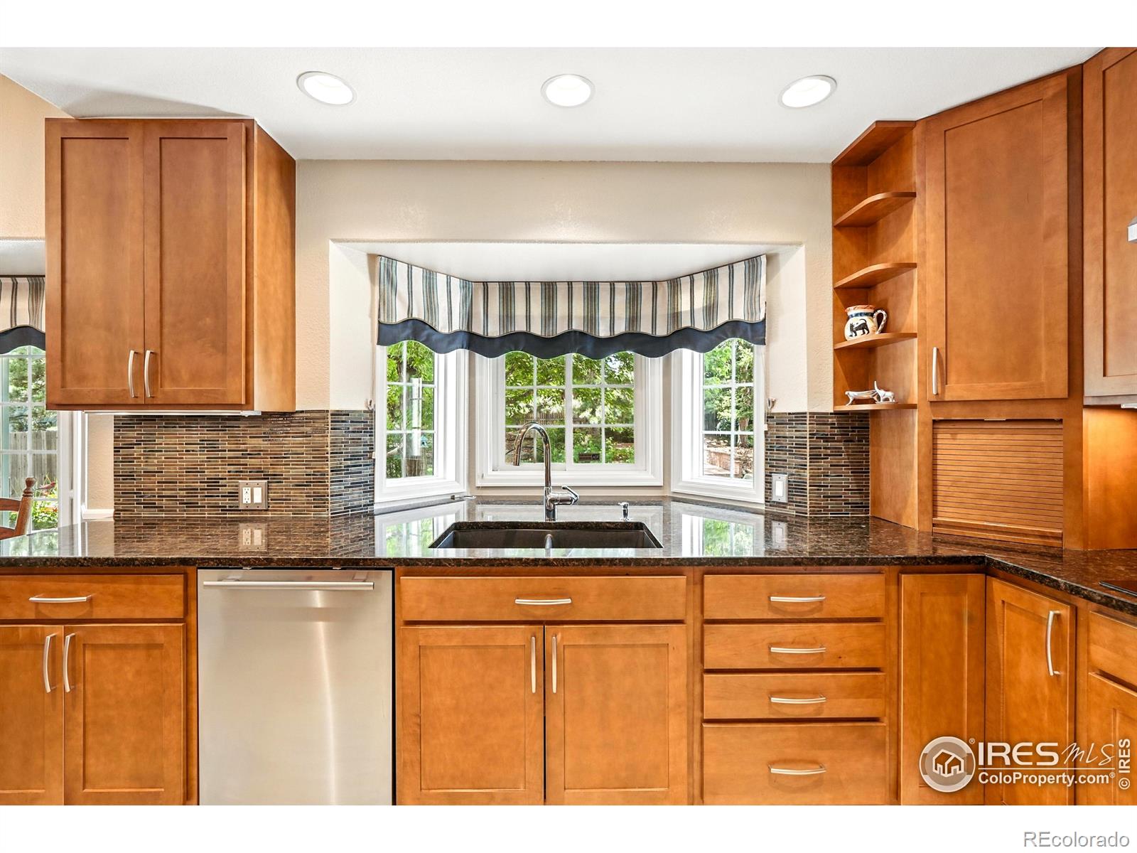 MLS Image #20 for 505  orchard drive,louisville, Colorado