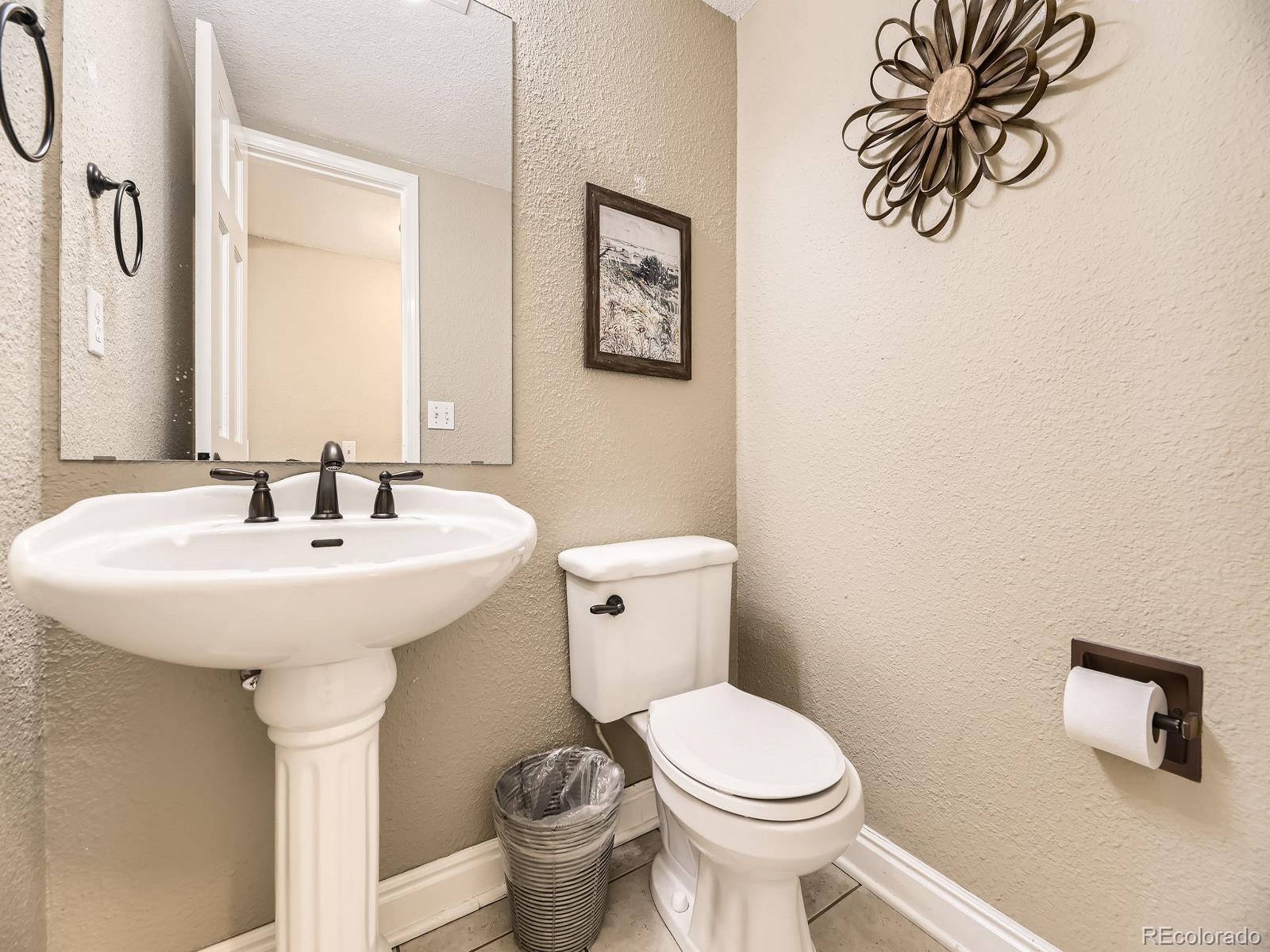 MLS Image #15 for 7826 s niagara way,centennial, Colorado