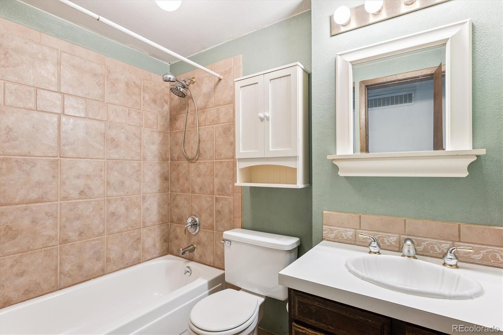 MLS Image #18 for 7713 e jamison drive,centennial, Colorado