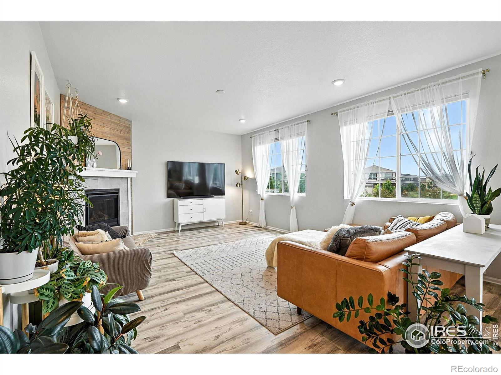 CMA Image for 1321  rock cliff avenue,Erie, Colorado